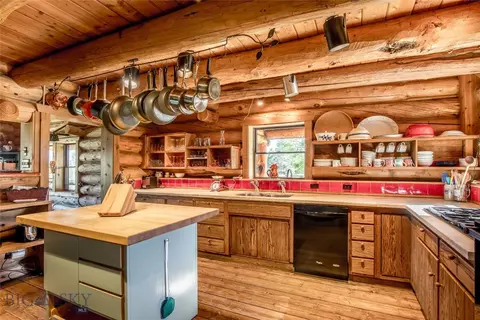 Kitchen - 376 Sundance Bench Rd, Cameron, MT 59720 photo 3 of 7