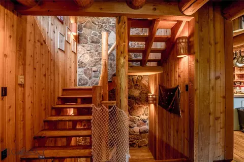 Entry Way - 376 Sundance Bench Rd, Cameron, MT 59720 photo 2 of 6