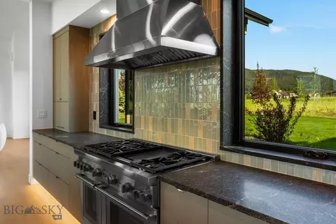 Kitchen - 336 Clancy Way, Bozeman, MT 59715 photo 4 of 7