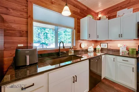 551 Tami Dr E, Superior, MT 59872 photo 4