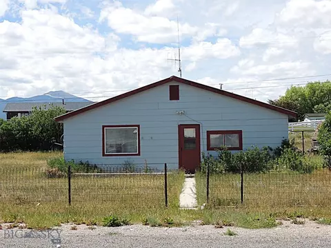 1118 Arizona St, Deer Lodge, MT 59722
