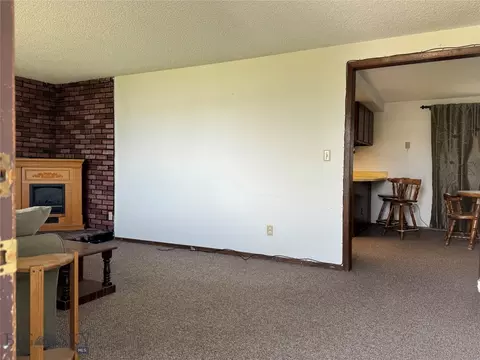 915 E 2nd, Big Timber, MT 59011 photo 5