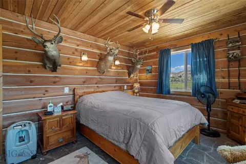 Bedroom - 4625 Buffalo Jump, Three Forks, MT 59752 photo 2 of 5