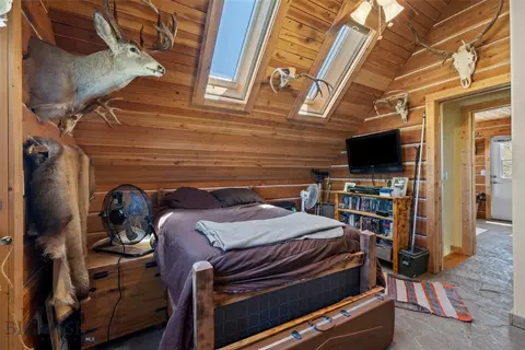 Bedroom - 4625 Buffalo Jump, Three Forks, MT 59752 photo 4 of 5