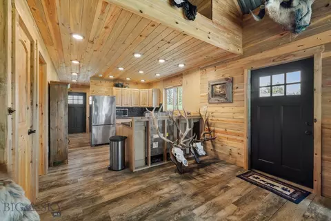 Entry Way - 2920 79 Trl, Roy, MT 59471 photo 1 of 1