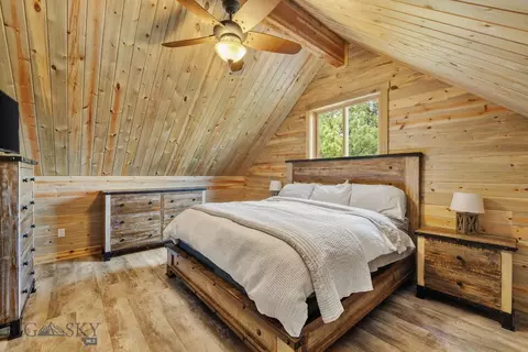 Bedroom - 2920 79 Trl, Roy, MT 59471 photo 2 of 2
