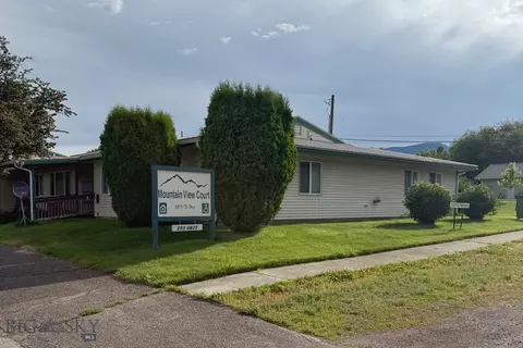 821 7th St W, Columbia Falls, MT 59912