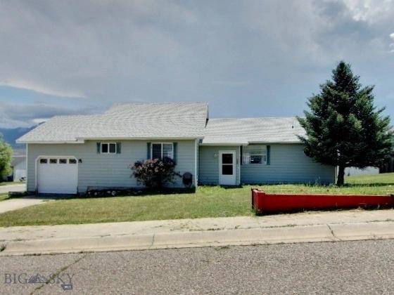 1304 Absaroka Ct, Livingston, MT 59047