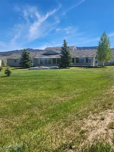 3401 Steel Creek Rd, Wisdom, MT 59761