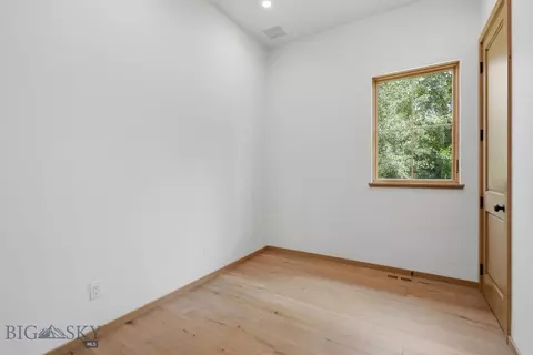 Bedroom - 609 Tillyfour Rd, Bozeman, MT 59718 photo 6 of 6