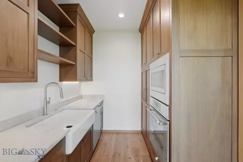 Kitchen - 609 Tillyfour Rd, Bozeman, MT 59718 photo 3 of 6