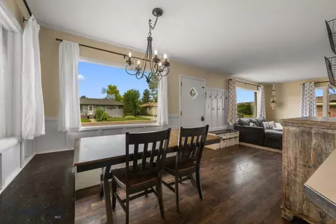 Dining - 825 E Parkview Ct, Dillon, MT 59725 photo 2 of 2