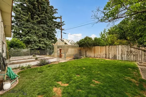 Exterior - 825 E Parkview Ct, Dillon, MT 59725 photo 6 of 7