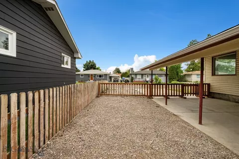 Exterior - 825 E Parkview Ct, Dillon, MT 59725 photo 4 of 7