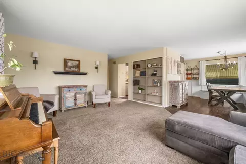 Living - 825 E Parkview Ct, Dillon, MT 59725 photo 2 of 2
