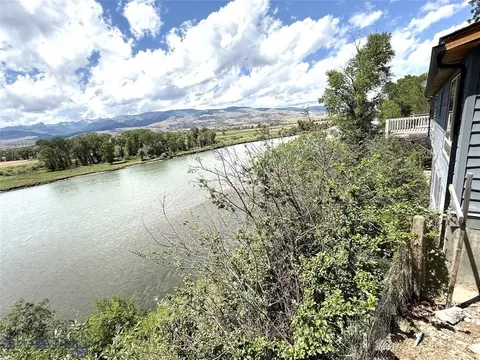 1005 E River Rd, Emigrant, MT 59027 photo 25