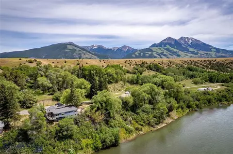 1005 E River Rd, Emigrant, MT 59027 photo 4