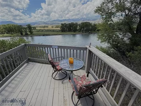 1005 E River Rd, Emigrant, MT 59027 photo 2