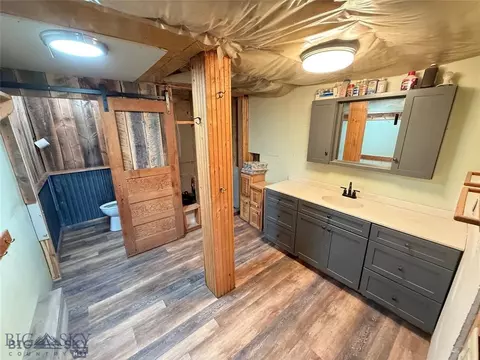 1005 E River Rd, Emigrant, MT 59027 photo 33