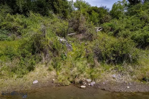 1005 E River Rd, Emigrant, MT 59027 photo 14