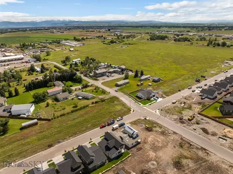 View/Area - 813 Spaniel Ln, Belgrade, MT 59714 photo 6 of 16