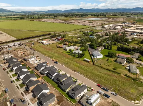 View/Area - 813 Spaniel Ln, Belgrade, MT 59714 photo 8 of 16