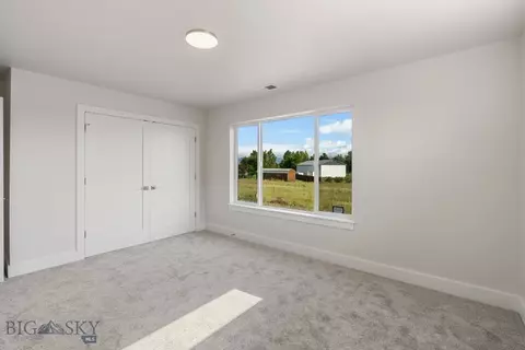 Bedroom - 813 Spaniel Ln, Belgrade, MT 59714 photo 14 of 16
