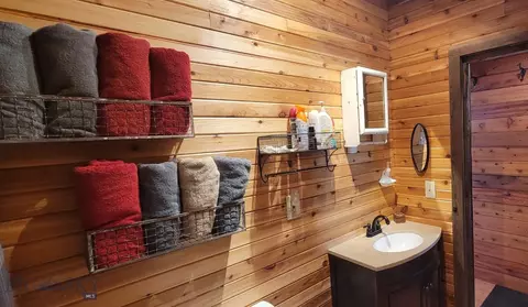 Bath - 747 Upper Ruby Rd, Alder, MT 59710 photo 3 of 4