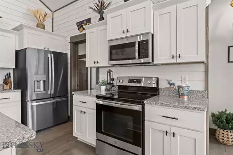 Kitchen - 116 Skyview Dr, Ennis, MT 59729 photo 2 of 4