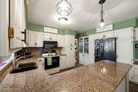 60 E Hitching Post Rd, Bozeman, MT 59715 photo 18