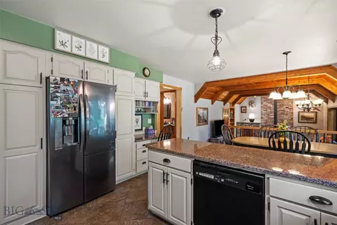 60 E Hitching Post Rd, Bozeman, MT 59715 photo 19