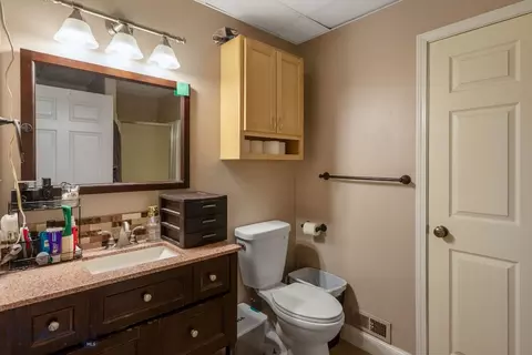 Bath - 209 N 5th Ave E, Three Forks, MT 59752 photo 7 of 8