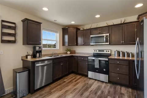 Kitchen - 600 13th St, Belgrade, MT 59714 photo 1 of 2