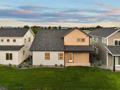 Exterior - 809 Spaniel Ln, Belgrade, MT 59714 photo 8 of 15