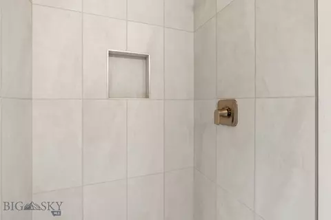 Bath - 809 Spaniel Ln, Belgrade, MT 59714 photo 4 of 10