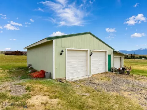 353 Shining Mountains Loop Rd, Ennis, MT 59729 photo 5