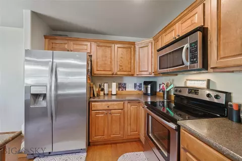 Kitchen - 2935 Warbler Way #B, Bozeman, MT 59718 photo 3 of 4