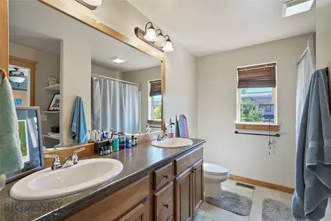 Bath - 2935 Warbler Way #B, Bozeman, MT 59718 photo 1 of 3