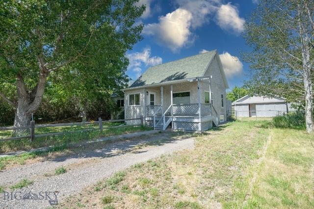 420 N 8th Ave, Livingston, MT 59047