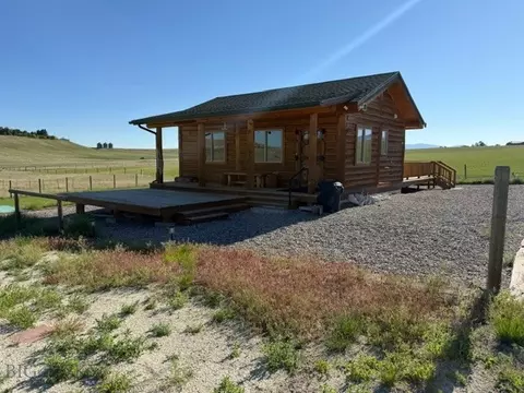 Exterior - 3919 Blacktail Rd, Dillon, MT 59725 photo 2 of 3