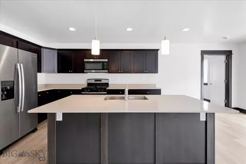 Kitchen - 2007 Windjammer, Belgrade, MT 59714 photo 1 of 7