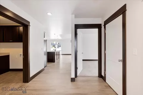 Entry Way - 2007 Windjammer, Belgrade, MT 59714 photo 1 of 3