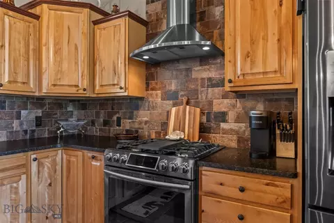 Kitchen - 60 Hidden Valley Rd, Emigrant, MT 59027 photo 6 of 6