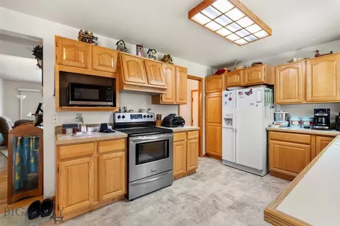 Kitchen - 110 Vista Dr, Dillon, MT 59725 photo 2 of 3