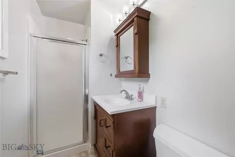 Bath - 17 N Walnut St, Dillon, MT 59725 photo 3 of 4