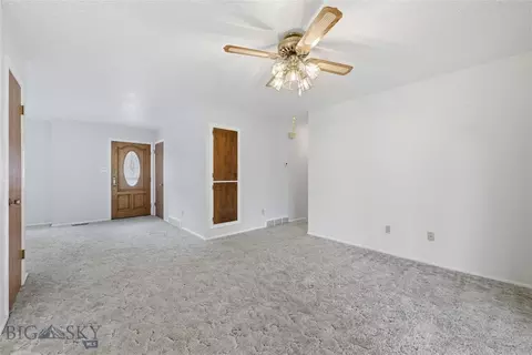 Living - 17 N Walnut St, Dillon, MT 59725 photo 2 of 4