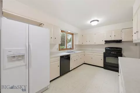 Kitchen - 17 N Walnut St, Dillon, MT 59725 photo 1 of 6