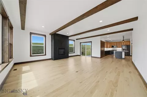 Living - 2 Paddlefish Ct, Three Forks, MT 59752 photo 3 of 3