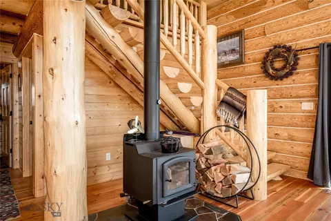 Entry Way - 173 Jensen Rd, Cameron, MT 59720 photo 1 of 2