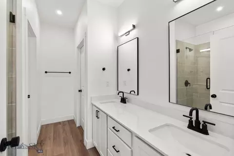 Bath - 709 Spaniel Ln, Belgrade, MT 59714 photo 1 of 1